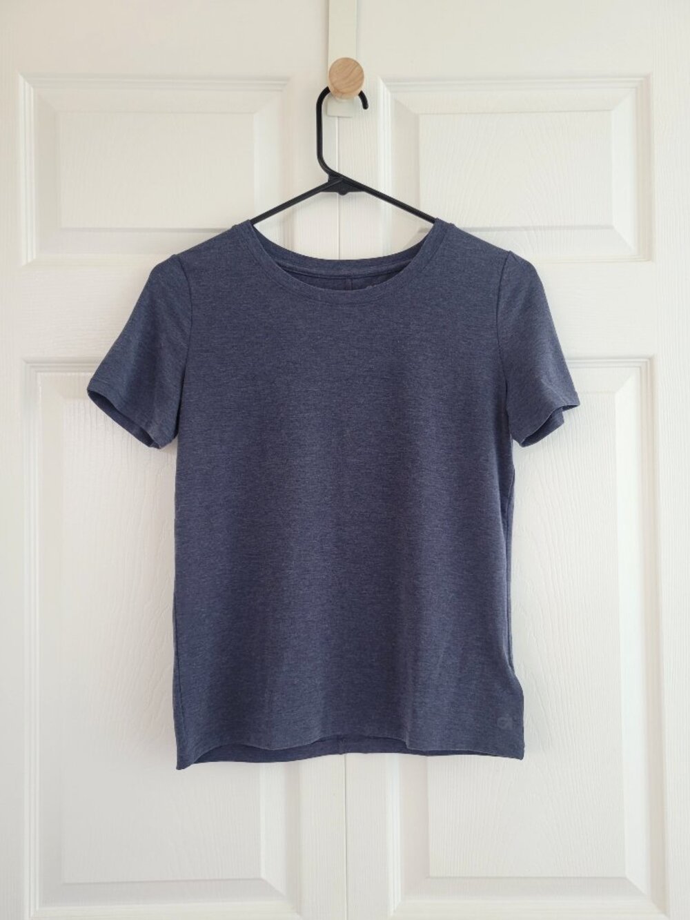 GapFit Breathe T-shirt - navy shirt